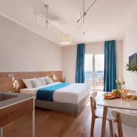 APART Garni Hotel LARIMAR，位于布德瓦的酒店
