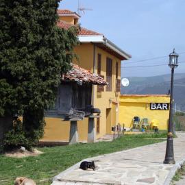 Casa Faruxo，位于坎加斯德尔纳尔塞亚的酒店