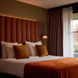 Van der Valk Hotel Dennenhof，位于布拉斯哈特的酒店