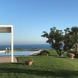 In collina sul mare...，位于蒙泰内罗迪比萨恰的酒店