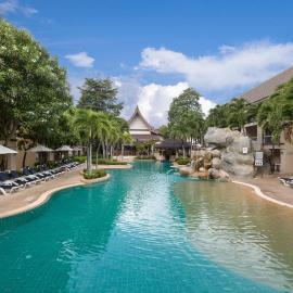 Centara Kata Resort Phuket，位于卡塔海滩的酒店