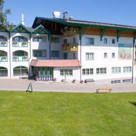 Voralpenhotel Schmoller，位于阿特尔高地区圣格奥尔根的酒店