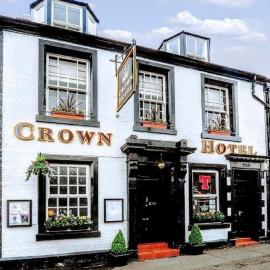The Crown，位于卡伦德的酒店