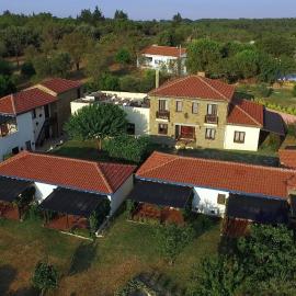 The Gallipoli Houses，位于埃杰阿巴德的酒店