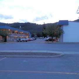 Trail Motel，位于凯洛格的酒店