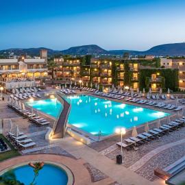 Bella Beach Hotel，位于赫索尼索斯的酒店