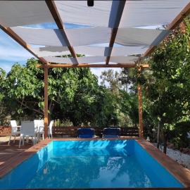 Pefkari Bay Villas，位于佩弗卡里的酒店