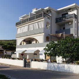 Apartments Antonio，位于帕格的酒店