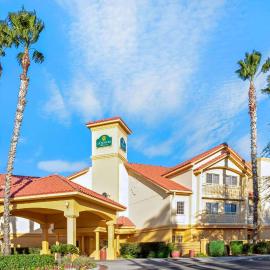 La Quinta by Wyndham Tucson Airport，位于土桑的酒店