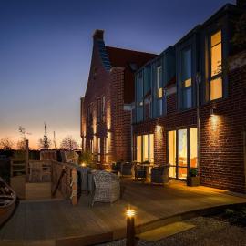 Hotel Grachtenhuus Greetsiel，位于特希尔的酒店