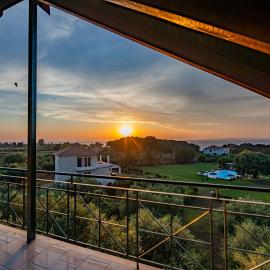 Villa Georgina B&B，位于卡塔科隆的酒店