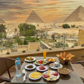Giza Pyramids View Inn，位于开罗的酒店