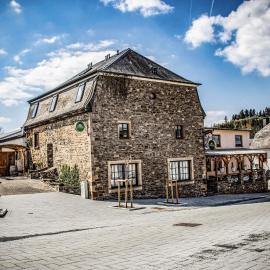 Schmiede Hotel，位于Schoenberg的酒店