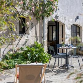 Le Saint-Nicolas,位于拉罗谢尔的酒店