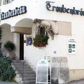 Hotel Gasthof Traubenbräu，位于克伦巴赫的酒店
