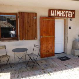 Studio le Nimhotep tout équipé，位于Briançonnet的酒店