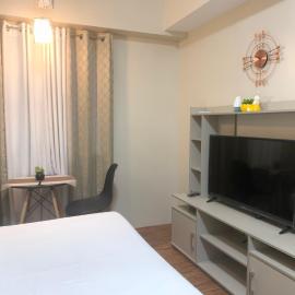 Luxanos Condo Place- Sunvida Tower，位于Carreta的酒店