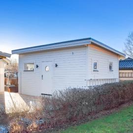 Stunning Apartment In Sölvesborg，位于瑟尔沃斯堡的酒店