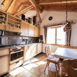 Cozy family chalet with fireplace