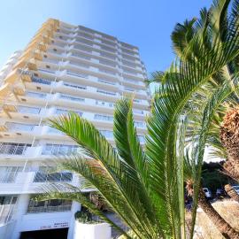 Katsuura Hilltop Hotel & Residence，位于胜浦市的酒店