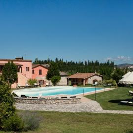 Agriturismo Colle Vento，位于科尔恰诺的酒店