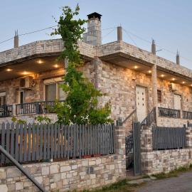 Stone Villa，位于科林斯的酒店