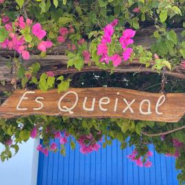Es Queixal - Can Canet con piscina exterior climatizada，位于卡拉瓦德亚的酒店