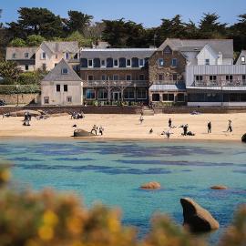 Logis Hôtel Saint Guirec Et De La Plage