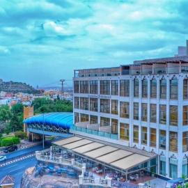 Sarwat Park Hotel
