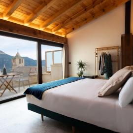Hotel Boutique Poeta Jorge Manrique，位于塞古拉 - 德拉谢拉的酒店