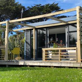 Ross Beach TOP10 Holiday Park，位于Ross的酒店