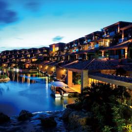 Shigira Bayside Suite Allamanda，位于宫古岛的酒店