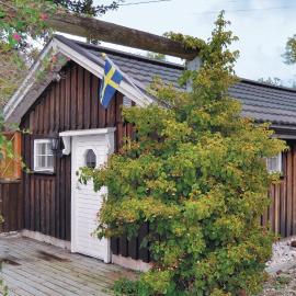 Stunning Home In Lärbro With Wifi，位于Lärbro的酒店