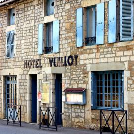 Logis Hôtel Vuillot，位于屈索的酒店