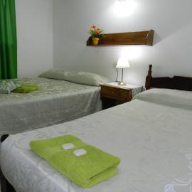 Hotel Colon，位于波萨达斯的酒店