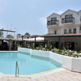 Magic Tulip Hotel，位于厄吕代尼兹的酒店