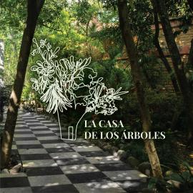 Hotel La Casa de los Árboles Immersive Experience，位于Zacualpan de Amilpas的酒店