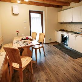 La Marmote Albergo Diffuso di Paluzza San Nicolò，位于帕卢扎的酒店