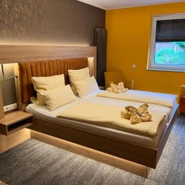 Heidekönig Hotel Celle,位于策勒的酒店
