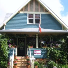 Phoenix House B&B，位于Stettler的酒店
