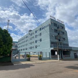 Hotel Central，位于波多韦柳的酒店