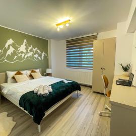 Tudor's Mountain Retreat，位于坎皮纳的酒店