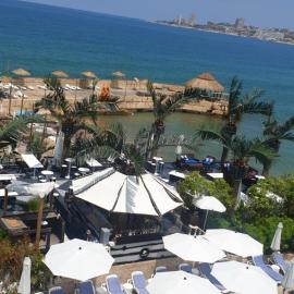 Lamedina Hotel & Resort，位于朱尼耶的酒店