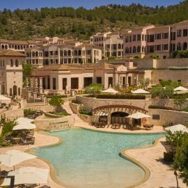CAP VERMELL GRAND HOTEL，位于坎亚梅尔的酒店