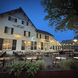 In de Witte Dame Hotel Bar Kitchen Apartments,位于Grubbenvorst的酒店