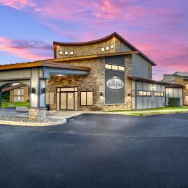 Waterbird Lakeside Inn，位于切斯特顿的酒店