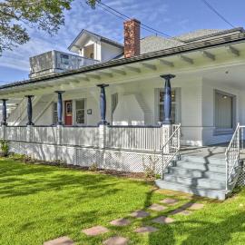 Carpinteria Apt w/ Hot Tub - 10 Min Walk to Beach!，位于卡宾特里拉的酒店