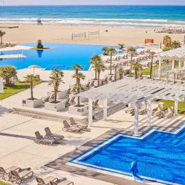 Azul Beach Resort Montenegro by Karisma - All Inclusive，位于乌尔齐尼的酒店