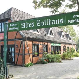 Altes Zollhaus am Klinikum，位于吕贝克的酒店