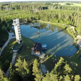 Metsjärve bangalo，位于Puskaru的酒店